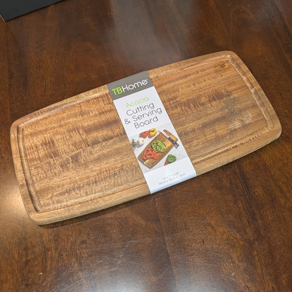 Acacia Cutting and Serving Board